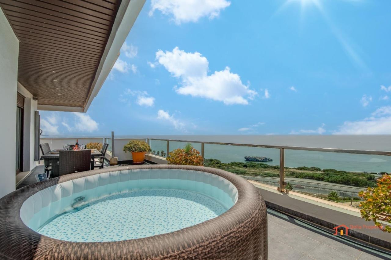 Camarate Golf Penthouse Estepona