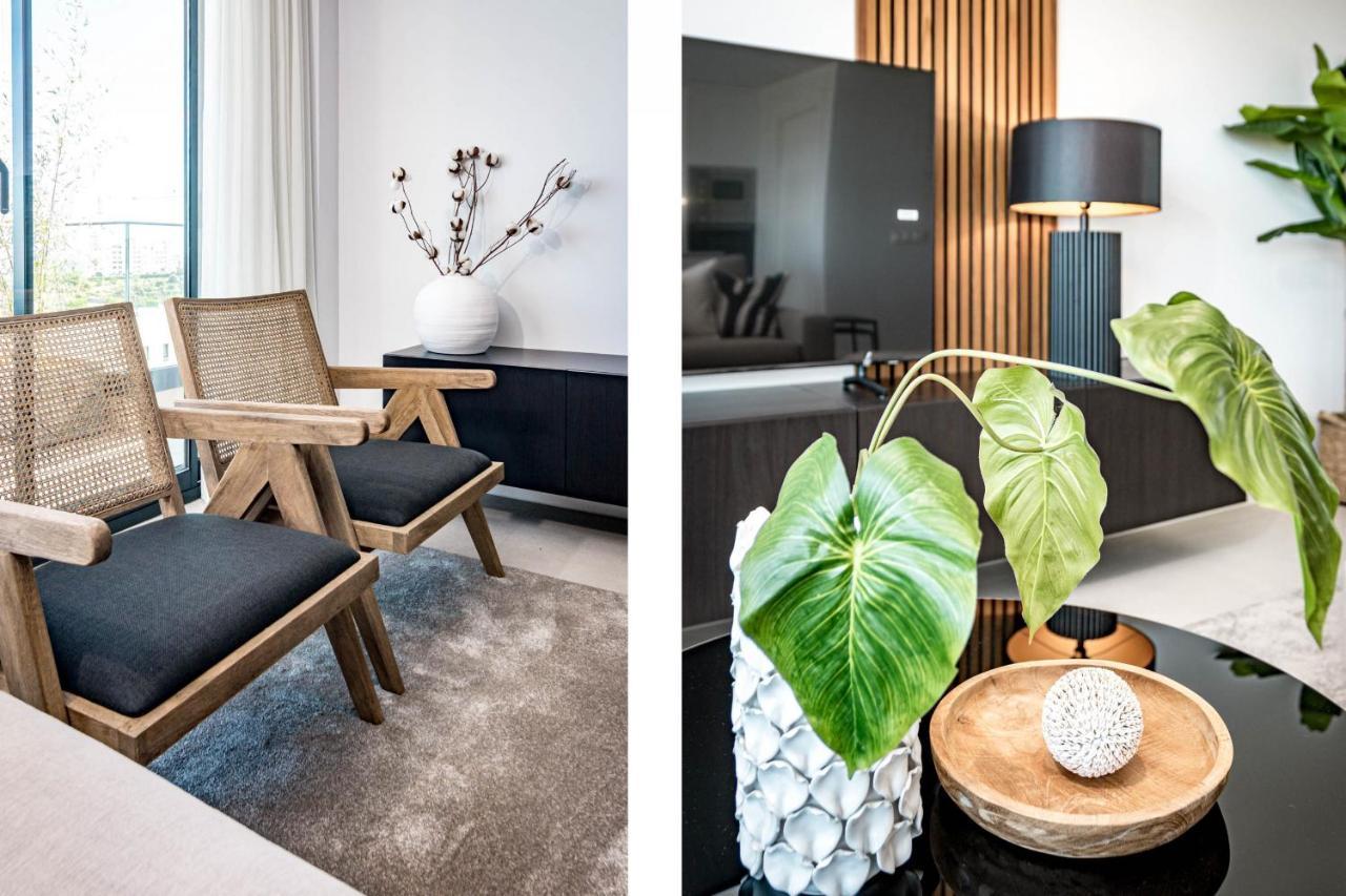 Lme144a Spacious & Luxury Family