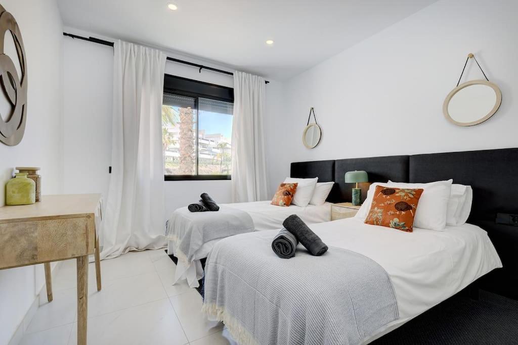 Apartment Luxurious At Hills With Stunning Views