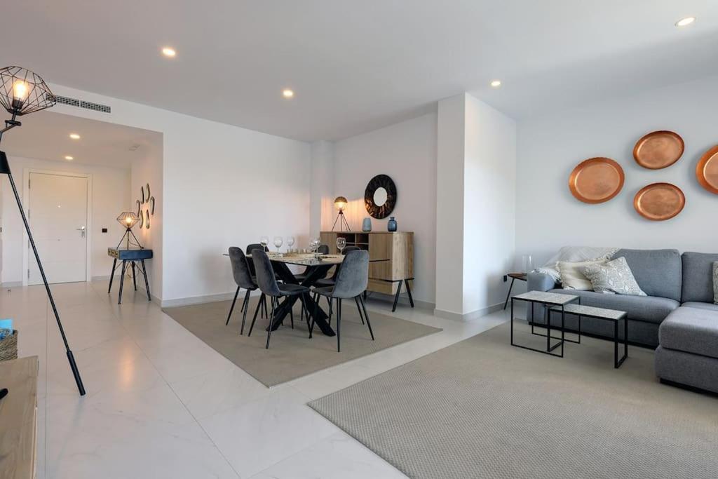 Luxurious At Hills With Stunning Views Apartment Estepona