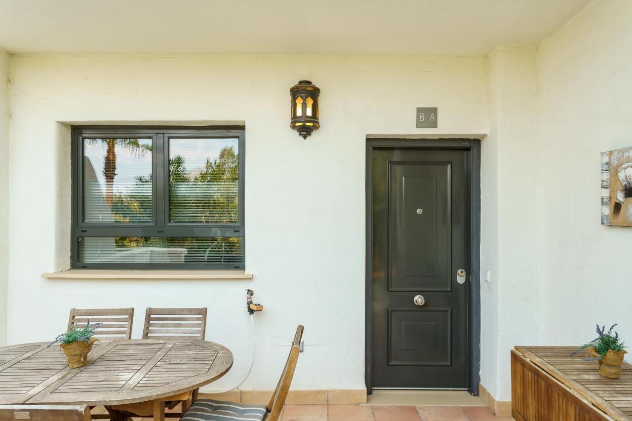 La Resina Country Golf - Estepona Marbella - Bajo Con Jardin Privado Y Solarium