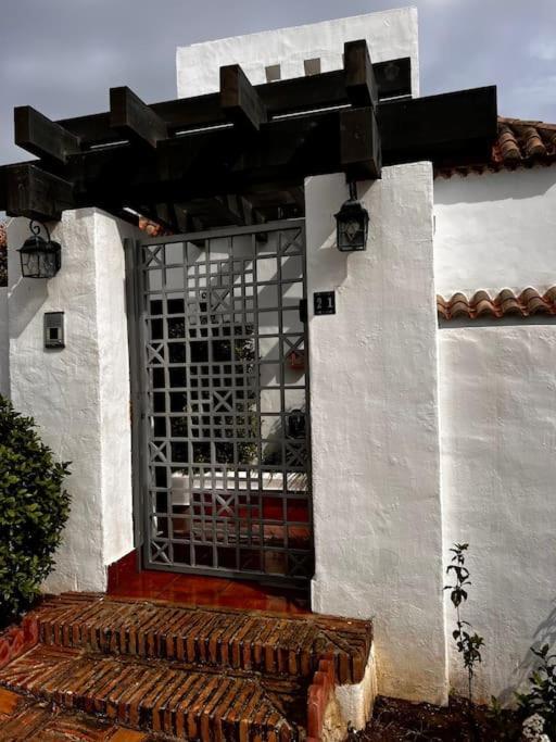 Sunkissed Luxury Panoramic Seaview In Marbella Pousada *