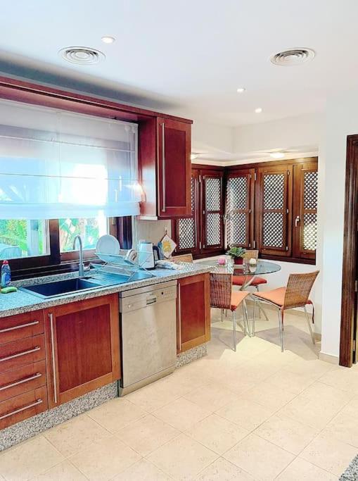 Pousada Sunkissed Luxury Panoramic Seaview In Marbella