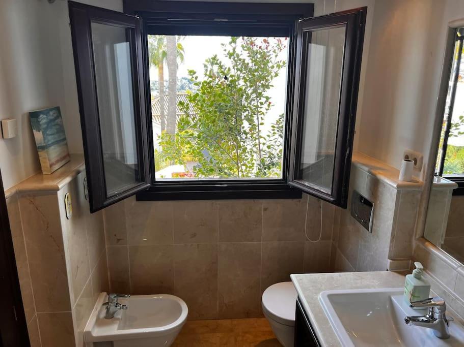 Sunkissed Luxury Panoramic Seaview In Marbella Pousada Estepona