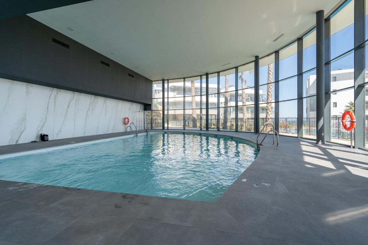 25 Mesas Big Terrace With Indoor & Outdoor Pool & Gym * Estepona