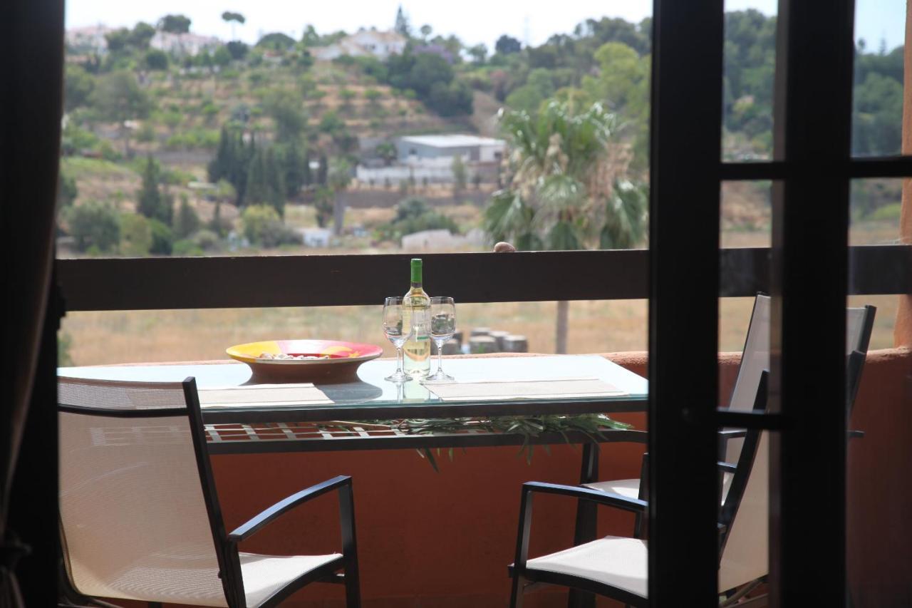 Your Oasis Of Luxury And Leisure At Gazules Del Sol In Marbella Area - Benahavis Estepona