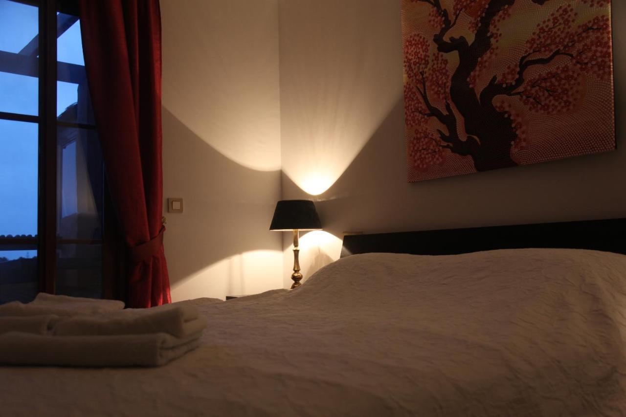 Apartment Your Oasis Of Luxury And Leisure At Gazules Del Sol In Marbella Area - Benahavis *