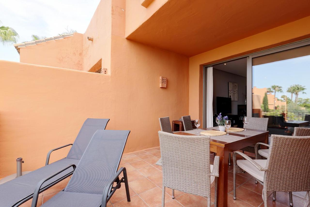 Apartment Luxury 3 Bed Sea Views With Pool *