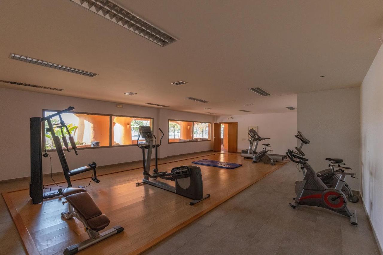 Luxury 3 Bed Sea Views With Pool