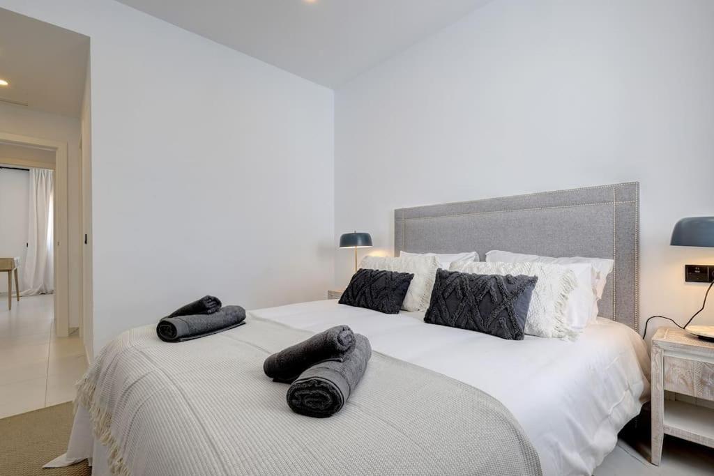 Luxurious At Hills With Stunning Views Estepona
