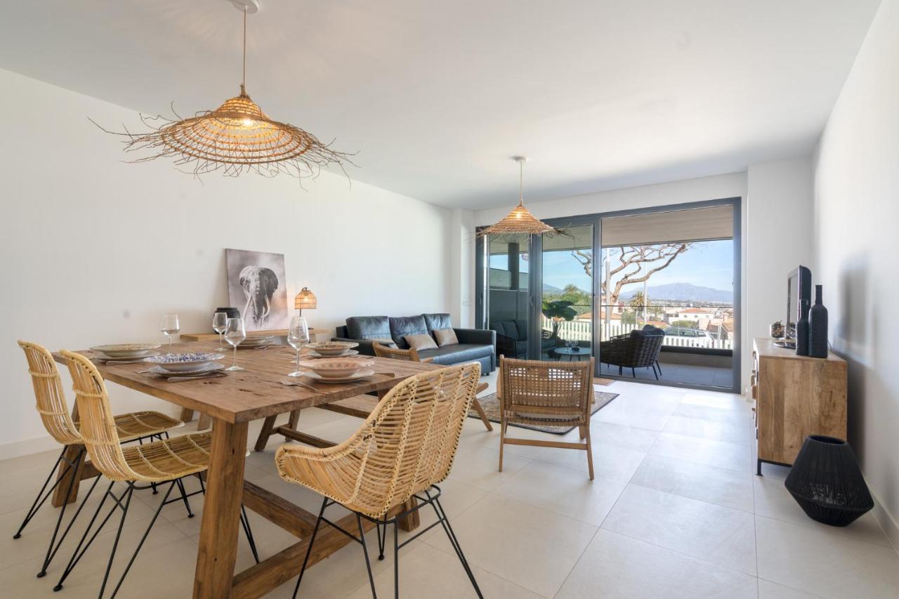 25 Mesas Big Terrace With Indoor & Outdoor Pool & Gym * Estepona