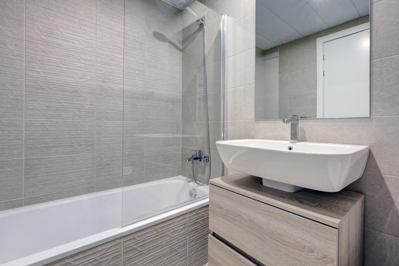 Apartment Stylish 2 Bedroom In Old Town