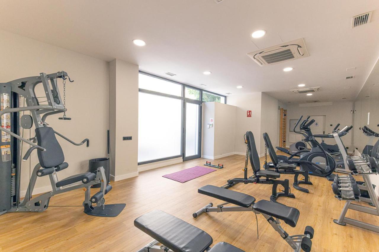 Stylish 2 Bedroom In Old Town *