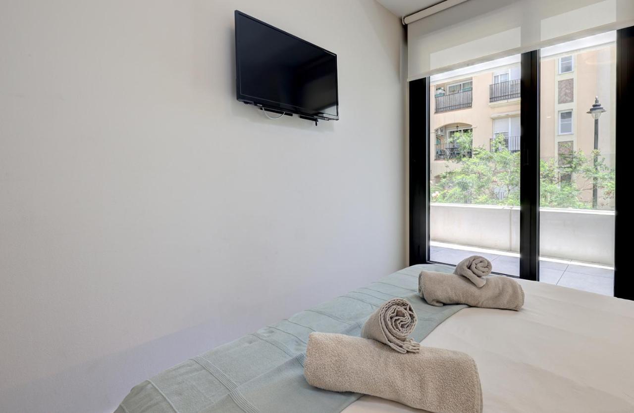 Stylish 2 Bedroom In Old Town Apartment *