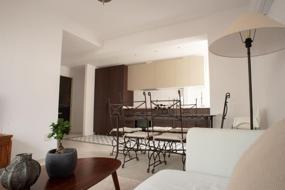 Apartment Three Bedroom In Location Estepona