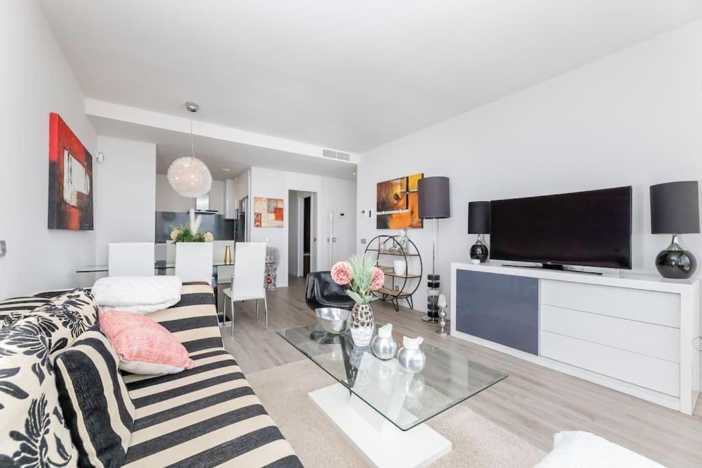 Perfect 3 Bed In Le Mirage With Seaview Rdr313 Apartment *