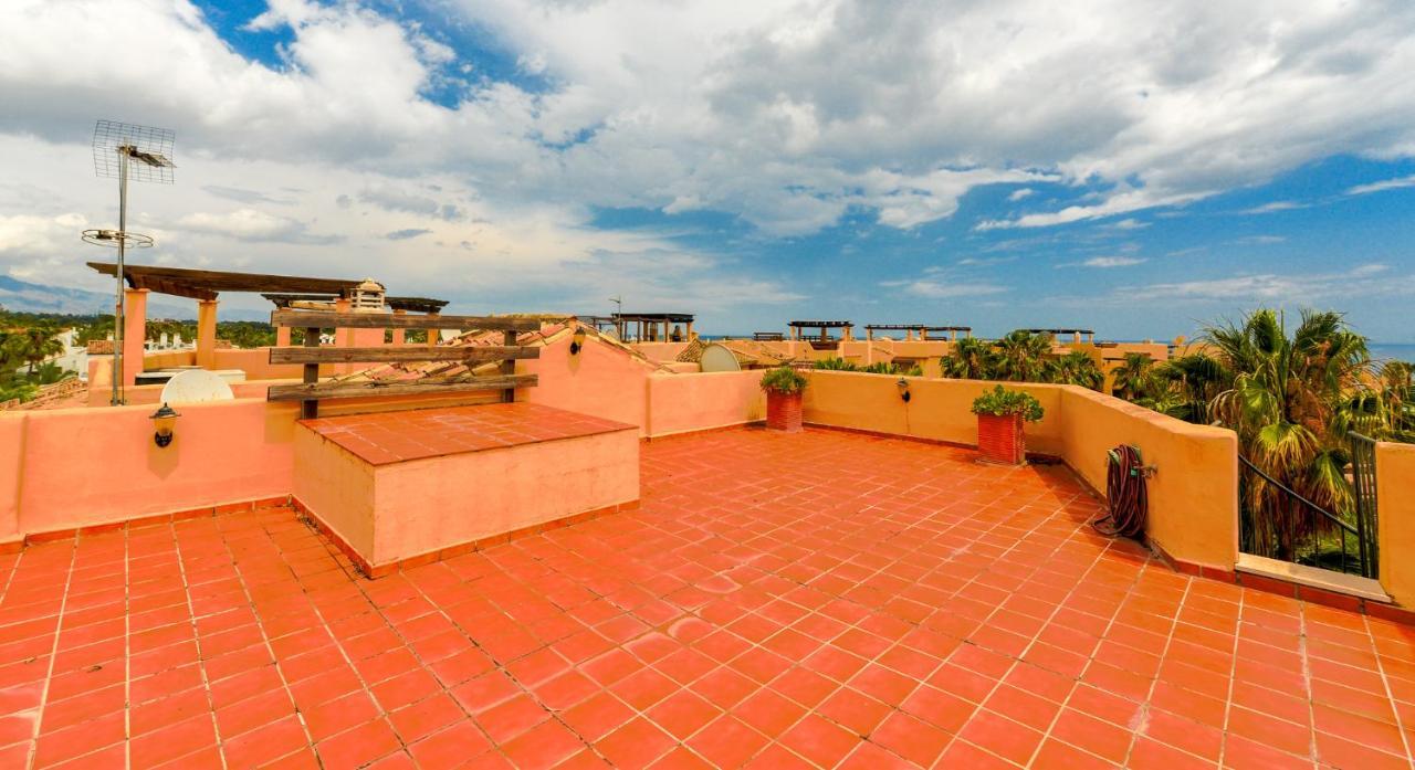 Costalita Rooftop Apartment Estepona