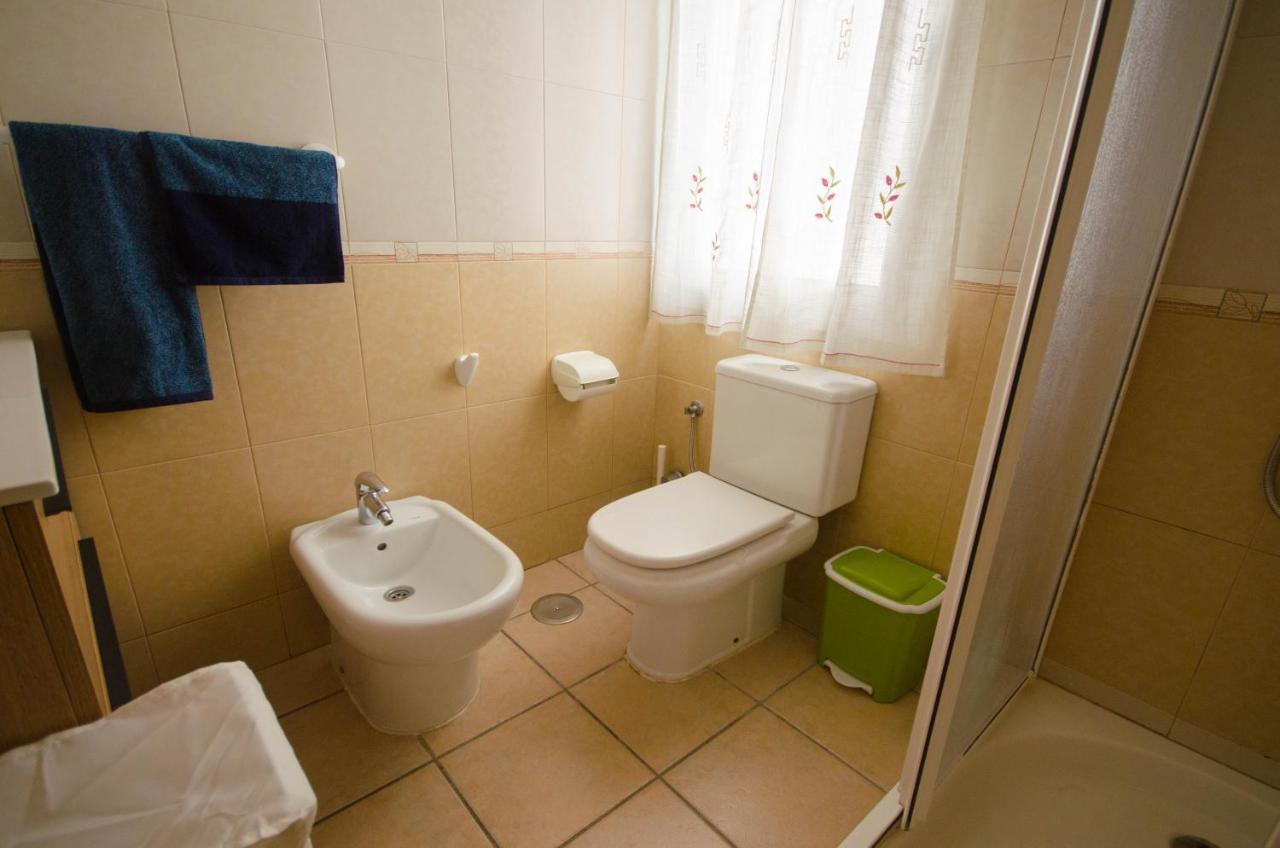 El Pescador-where Art And Meet Apartment Estepona