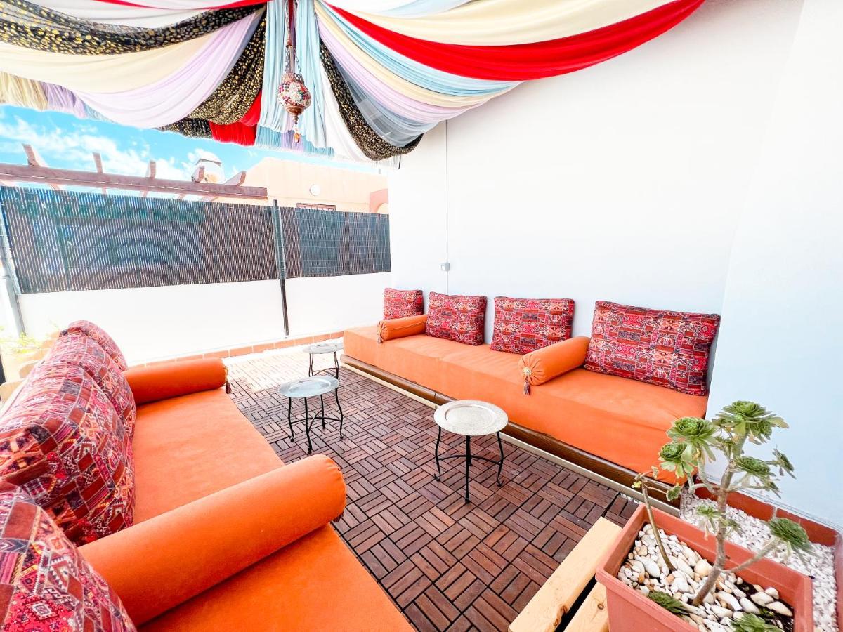 Vakantiehuis Townhouse With Arabic Pool And Close To The In *