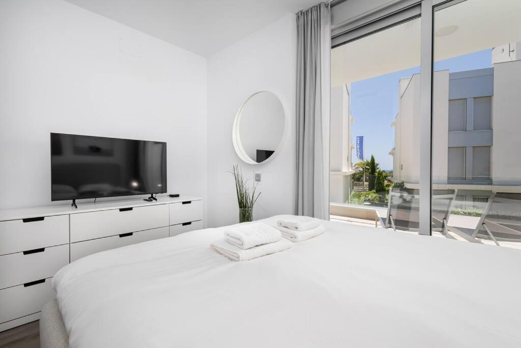 Stylish 3 Bedroom Le Mirage Close To Rdr317