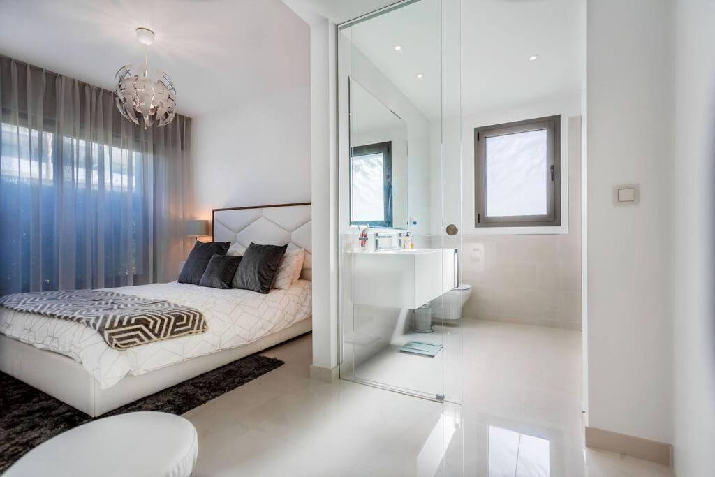 Stunning Modern 3 Bedroom Cataleya Rdr321 Estepona