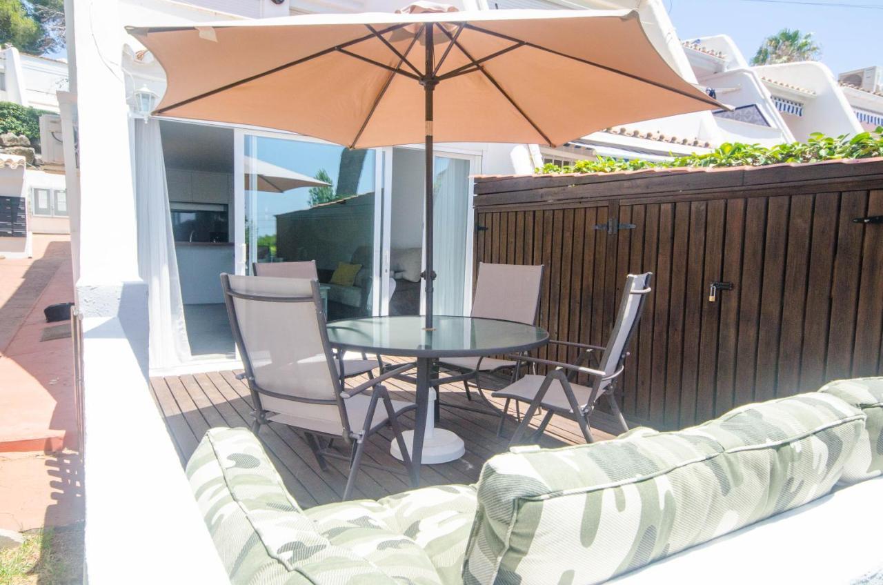 Seghers- Seaside Charm By The