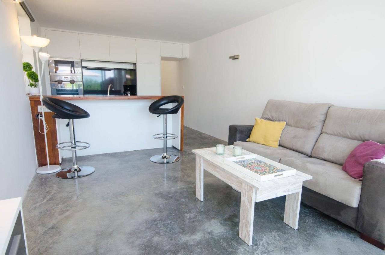 Seghers- Seaside Charm By The Estepona