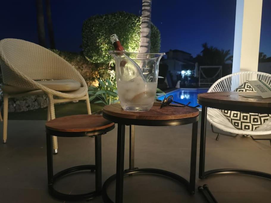 Atalaya: Luxury Marbella Retreat Near Golf And Villa Estepona
