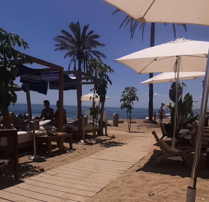 Atalaya: Luxury Marbella Retreat Near Golf And Villa