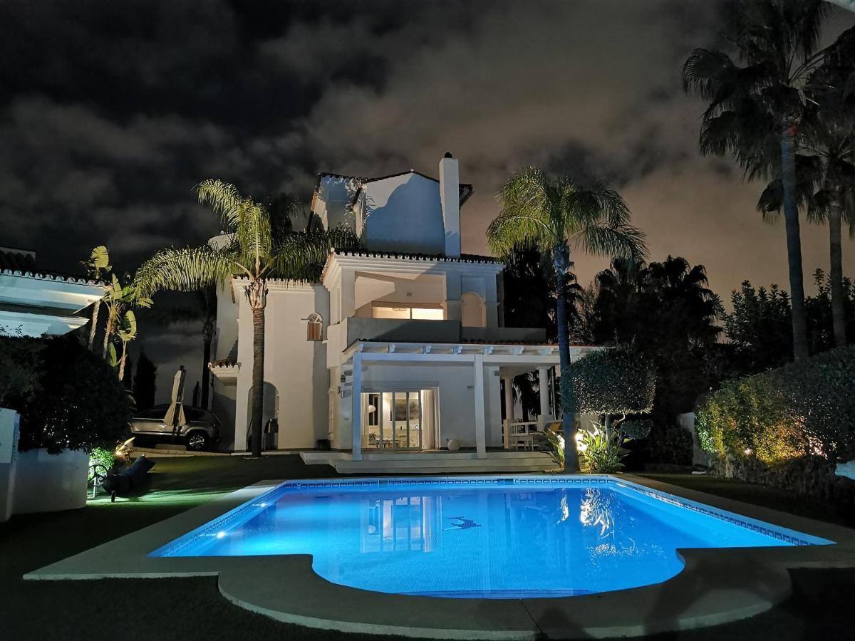 Atalaya: Luxury Marbella Retreat Near Golf And * Estepona