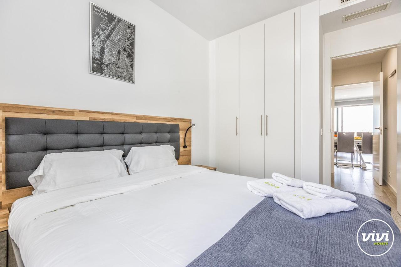 Vivi Homes - Pool, Golf & Terrace Apartamento Estepona