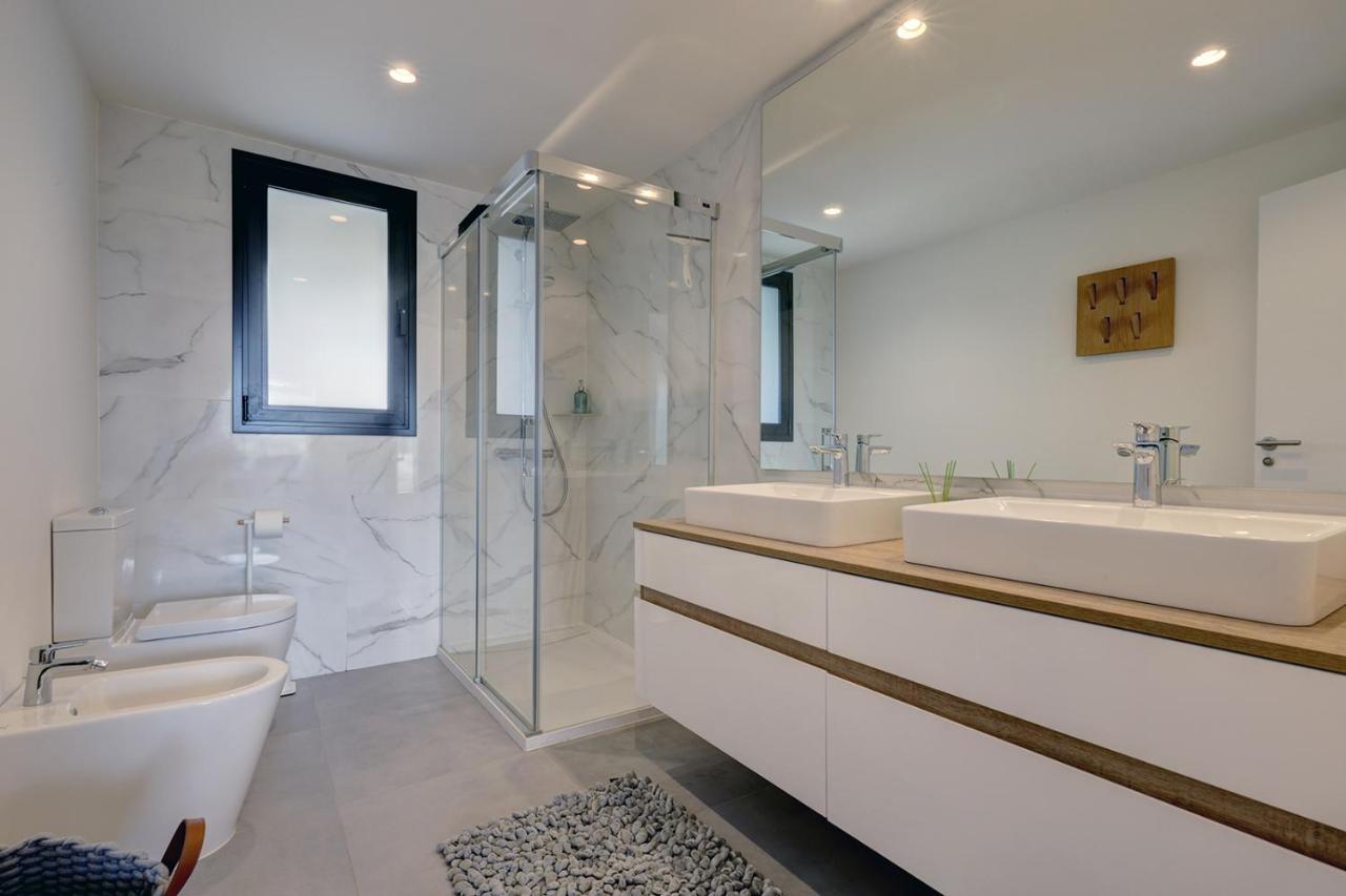 Modern Highend Oasis W/sea Views Estepona