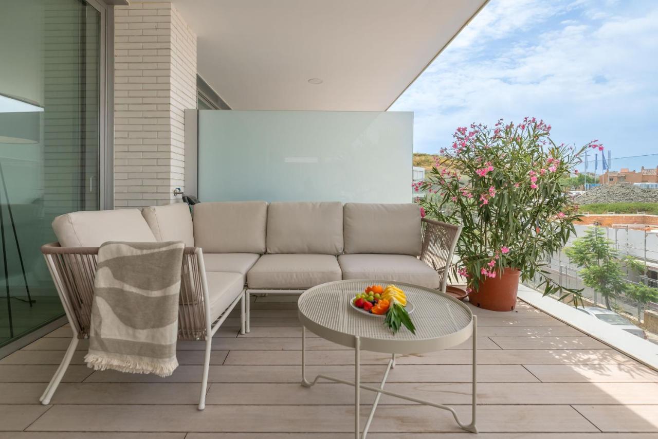 Apartment Newly Built 3 Bed Townhouse With Pool, Bbq, Sea Views *