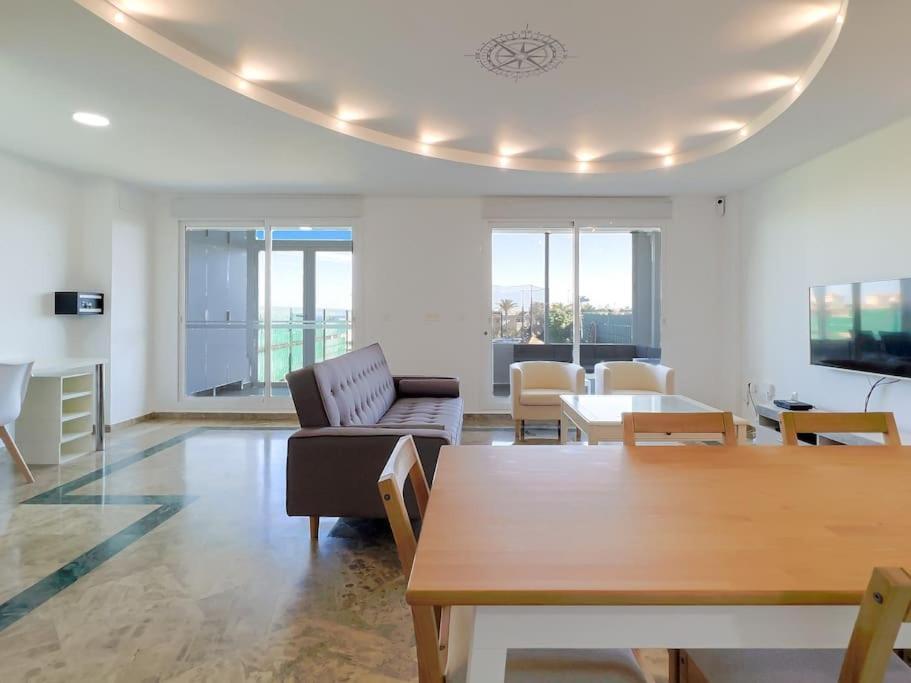 Estepona, Casa De Lujo Con Vistas Al Mar Estepona