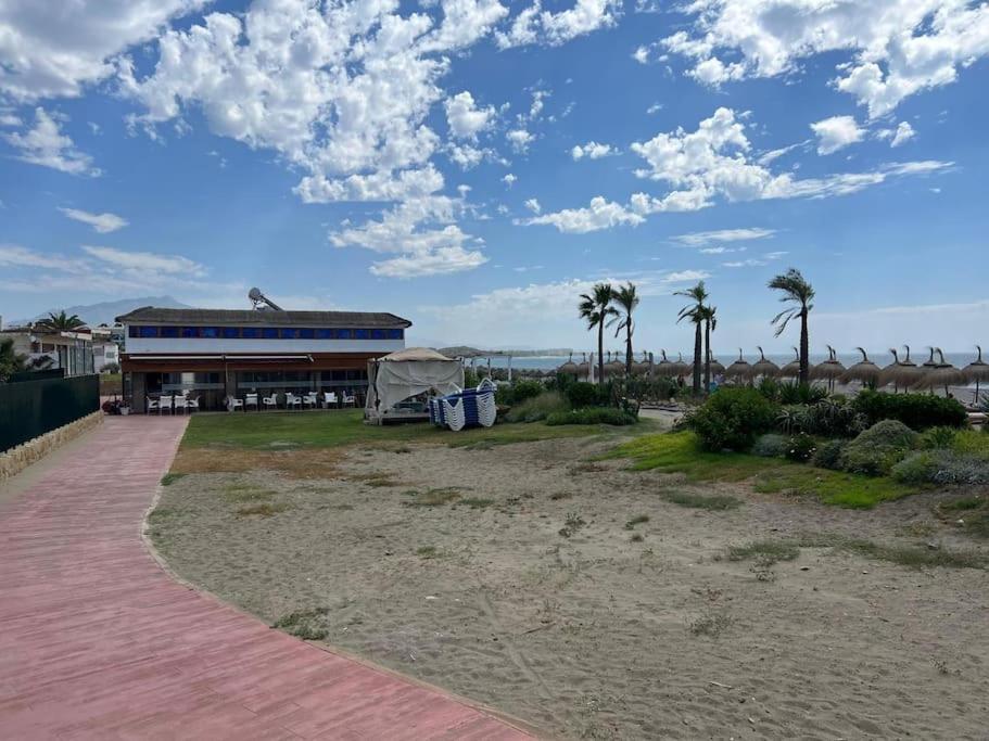 Beachfront * Estepona