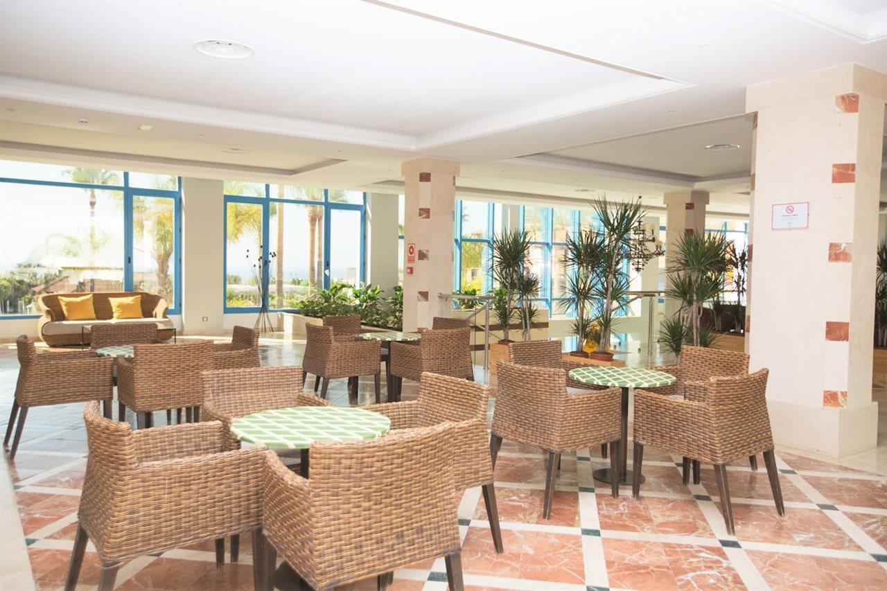 Oh Caledonia Hotel 4*