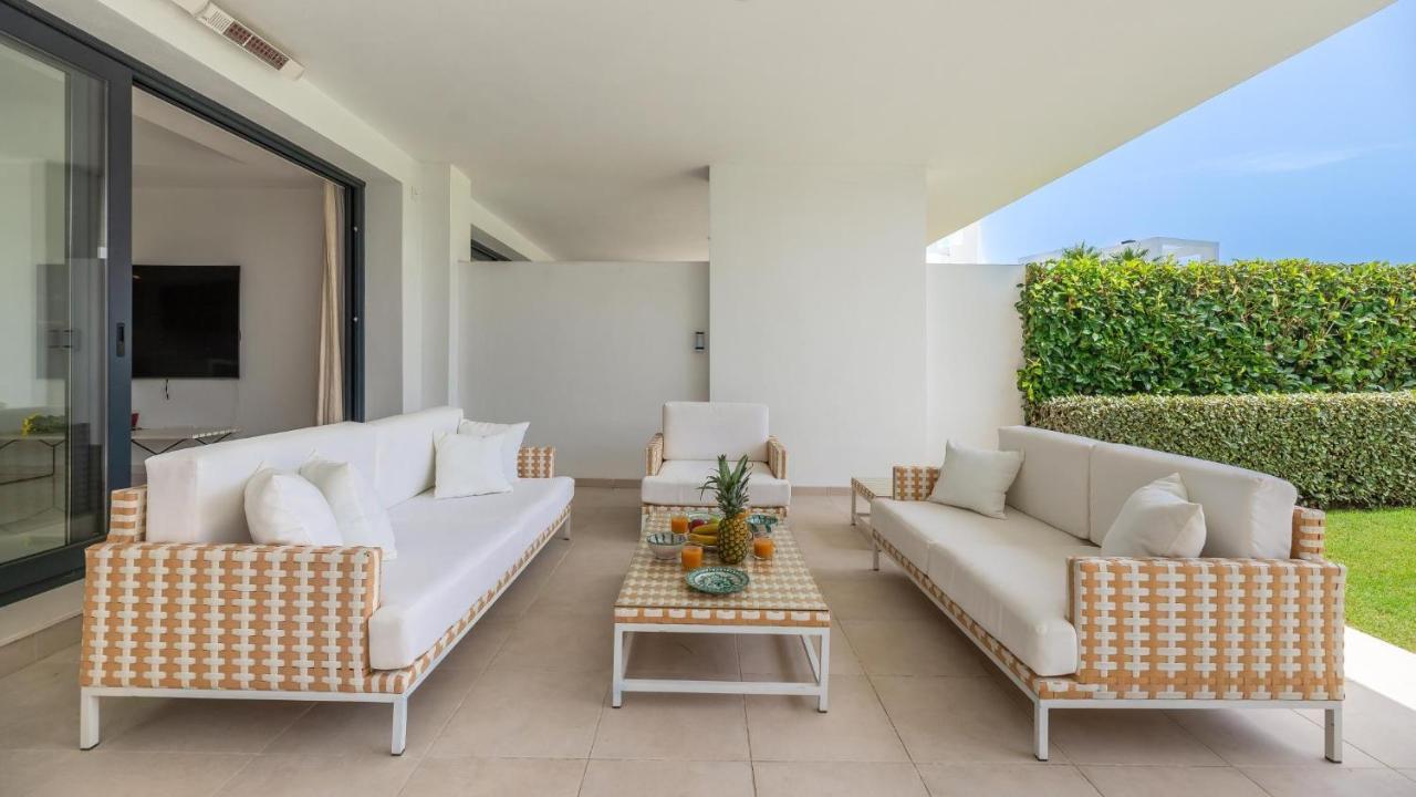 Amazing Ultra Modern Oasis In Atalaya Appartement *