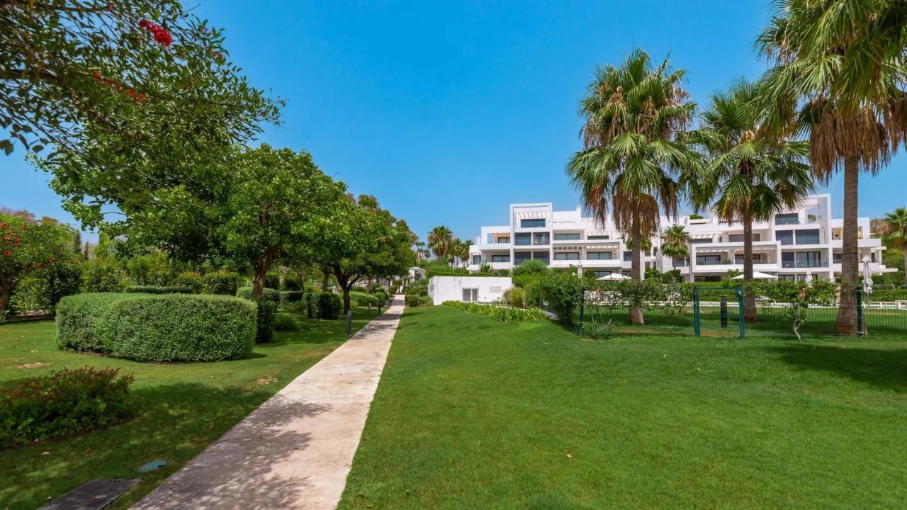 Amazing Ultra Modern Oasis In Atalaya
