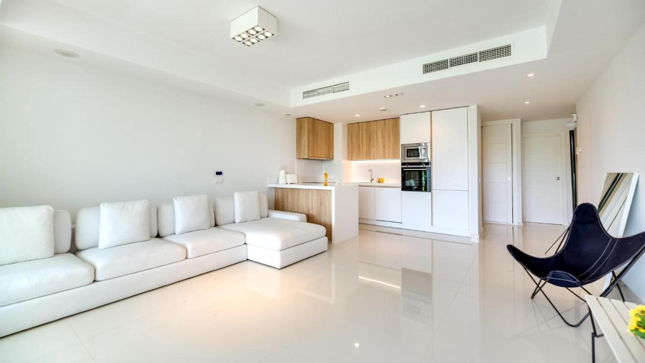 Amazing Ultra Modern Oasis In Atalaya Appartement *