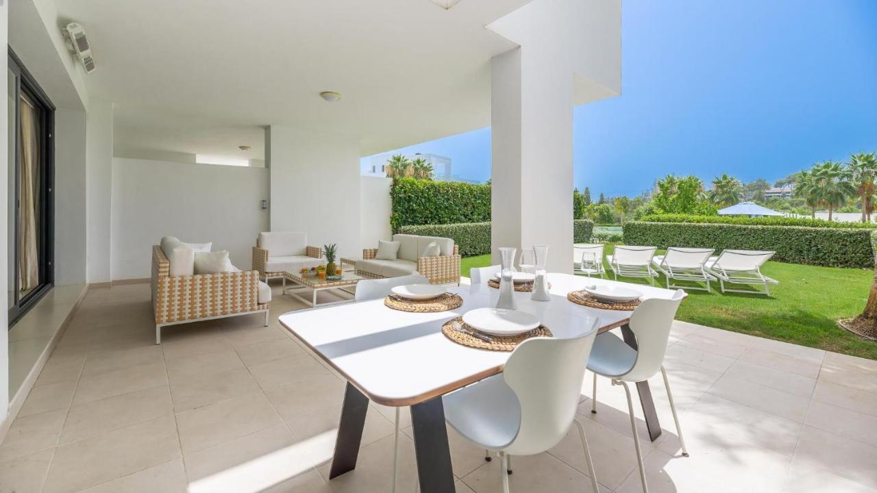 Amazing Ultra Modern Oasis In Atalaya Appartement