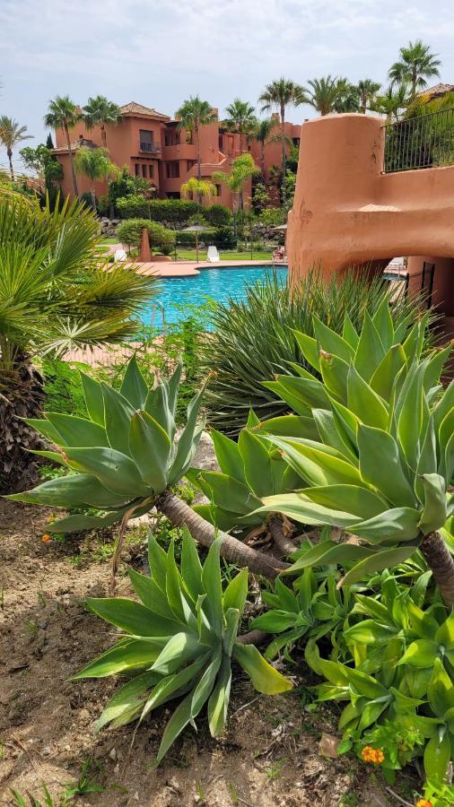 Sotoserena Pools & Tropical Garden With Sea View Apartment