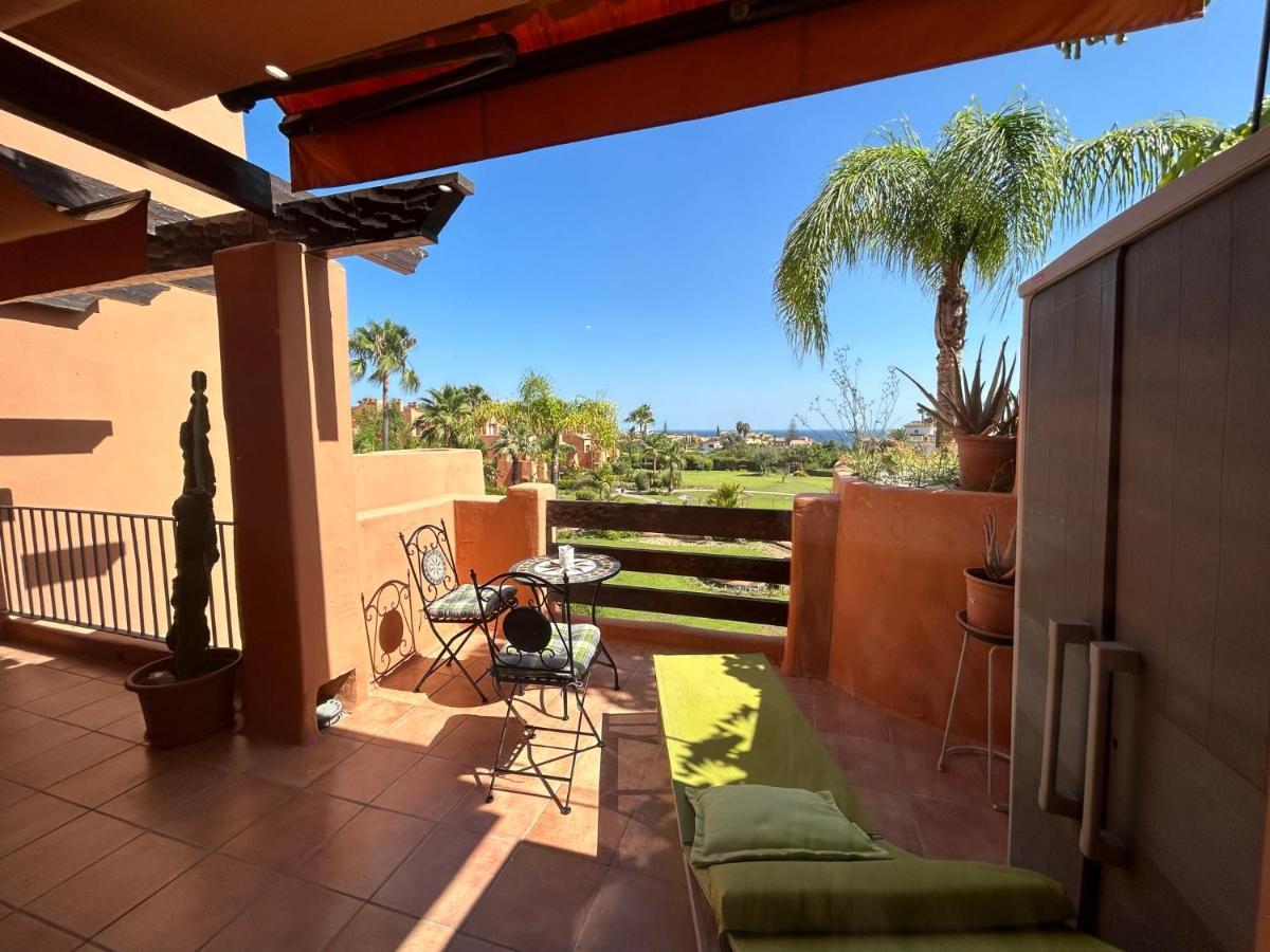 Sotoserena Pools & Tropical Garden With Sea View Apartment Estepona