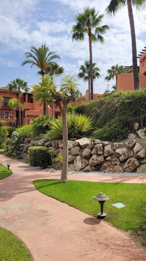 Sotoserena Pools & Tropical Garden With Sea View Apartment *