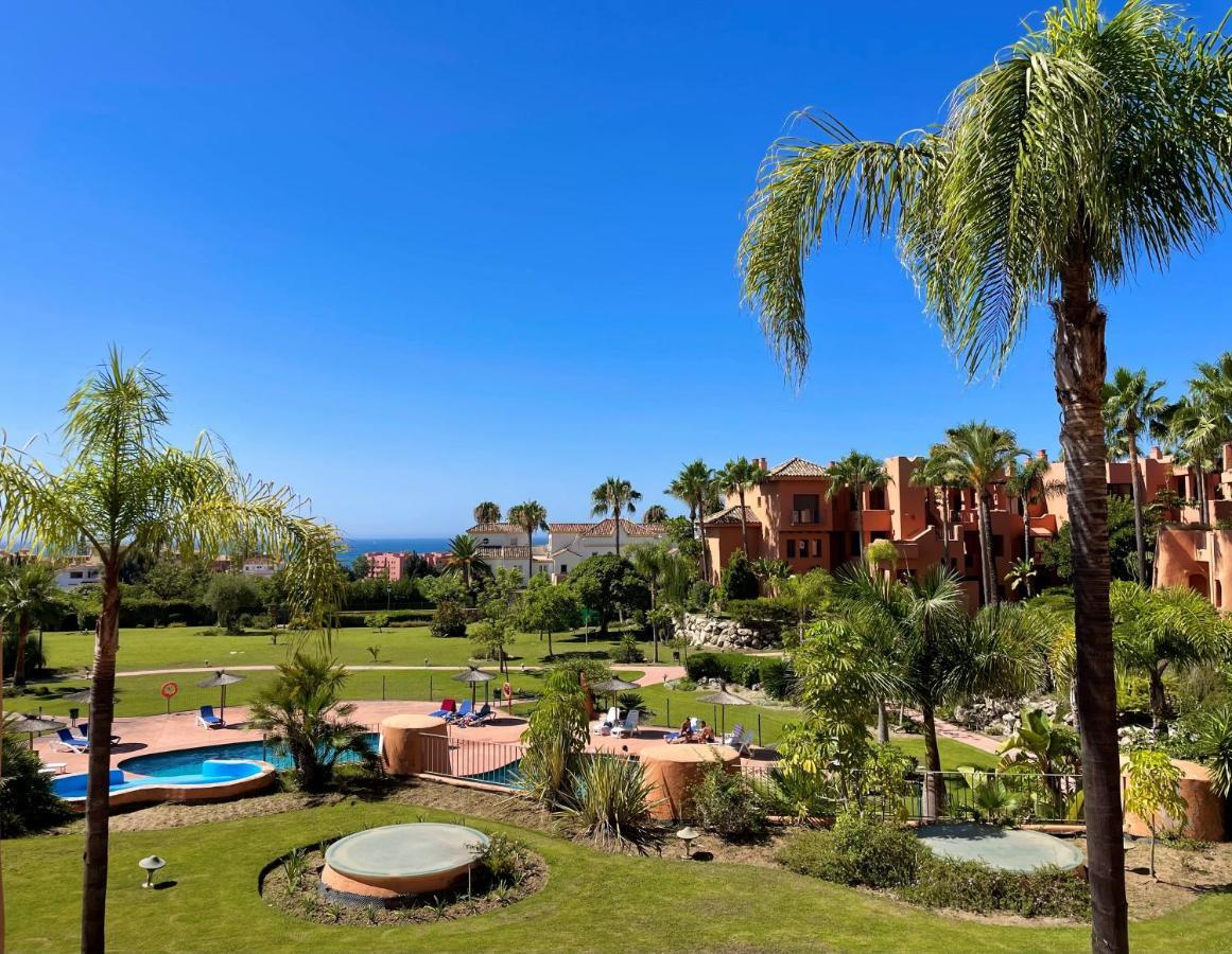 Apartment Sotoserena Pools & Tropical Garden With Sea View Estepona