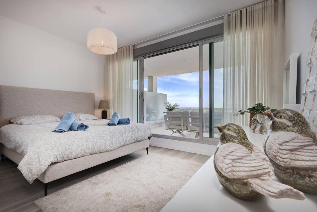 Three-bedroom In Apartment