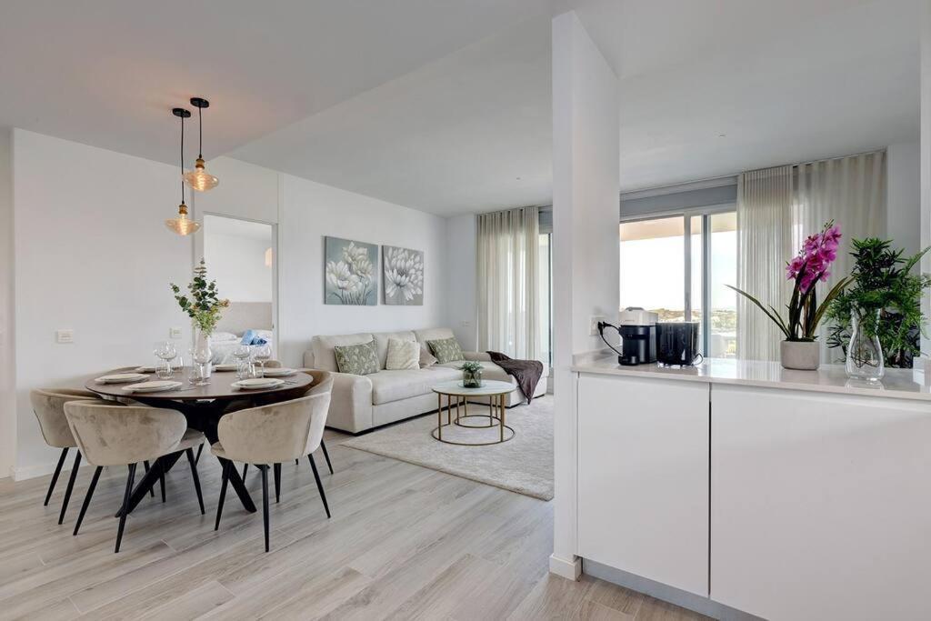 Three-bedroom In Apartment *