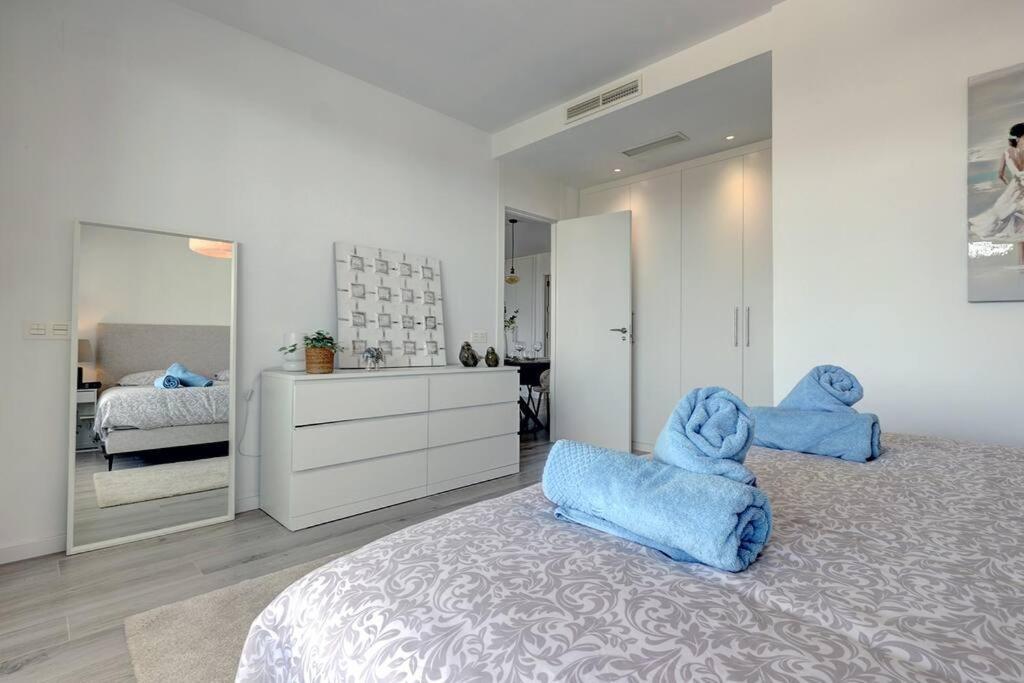 Three-bedroom In * Estepona