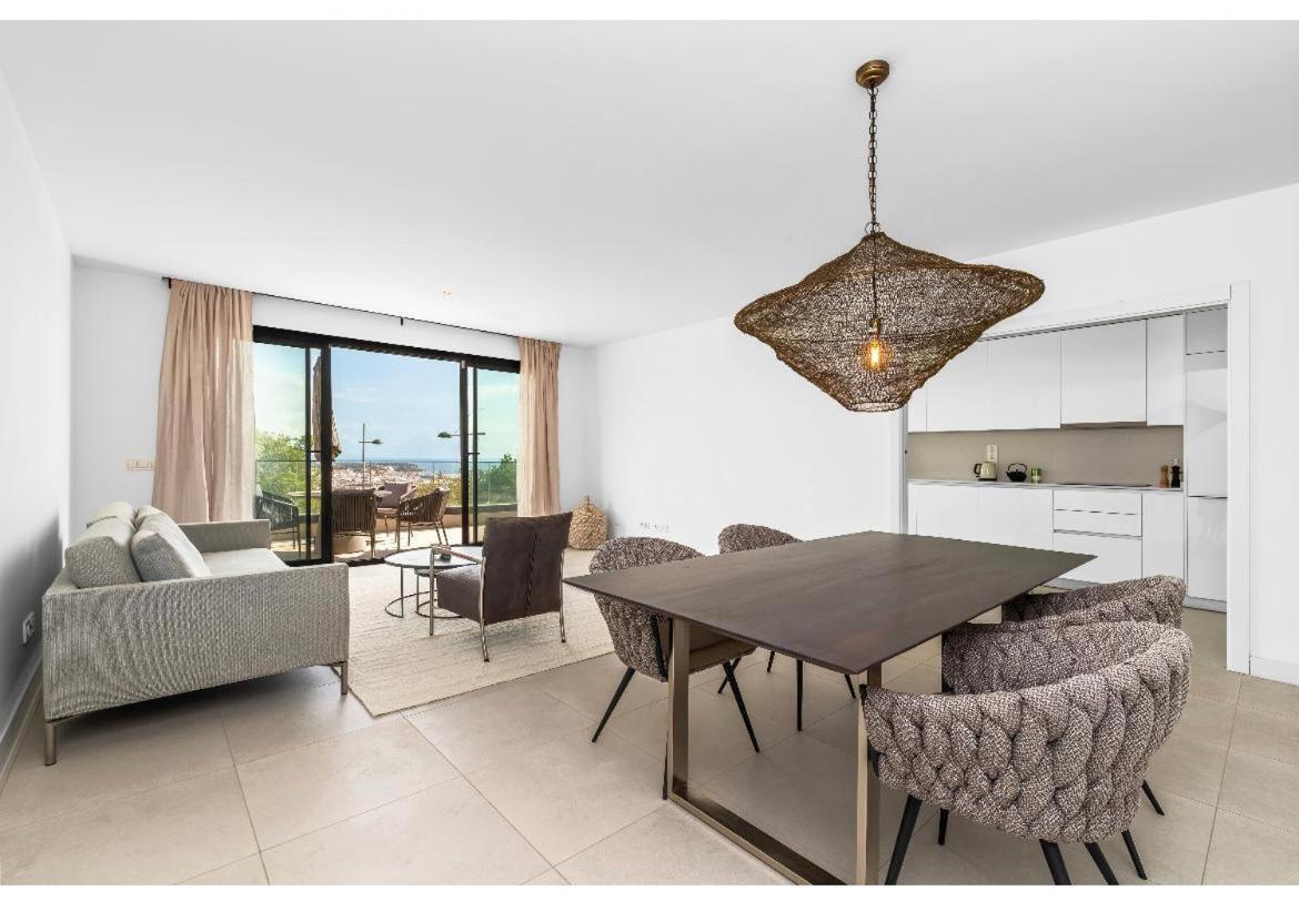 Modern With Views Apartment Estepona