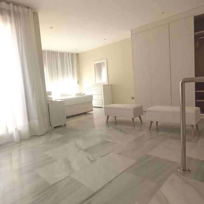 Lejos Del Ruido Estepona