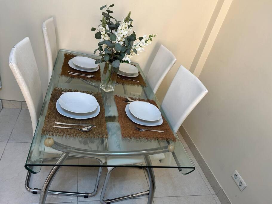 Flat On The Paseo Maritamo! Apartment Estepona